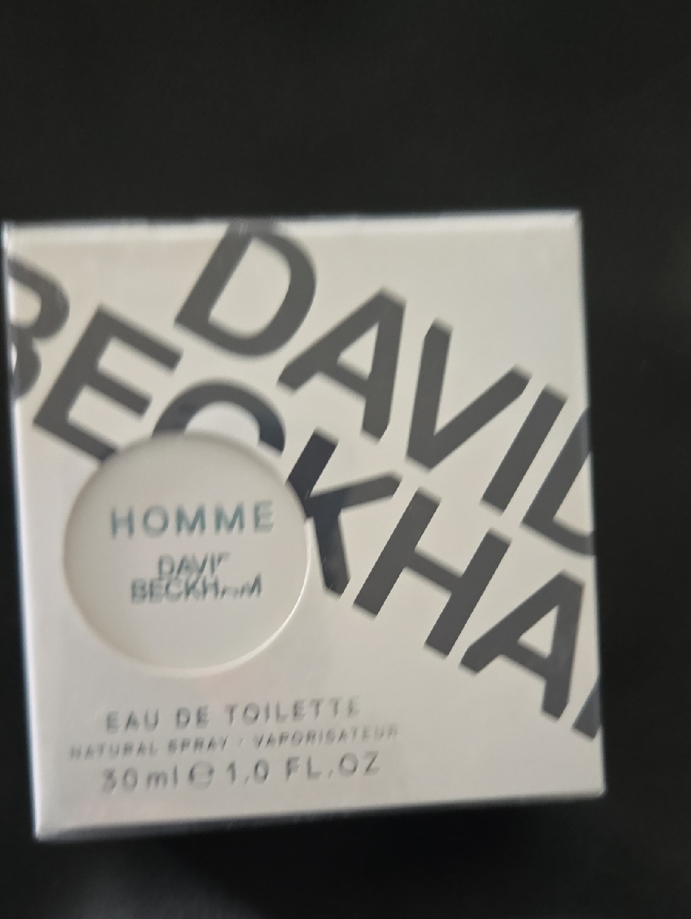 David Beckham Homme Eau de Toilette Spray - White
